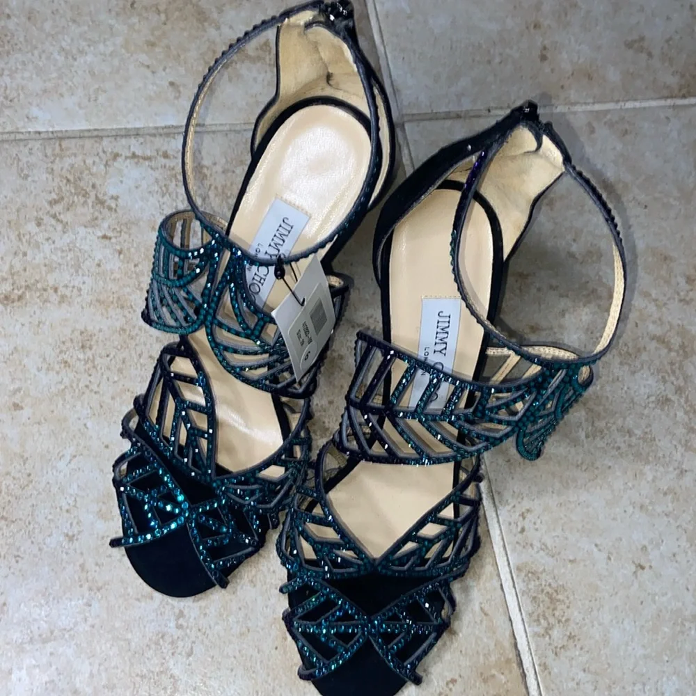 NWOB Jimmy Choo Black Suede Crystal Kallai Pumps - Picture 2 of 7